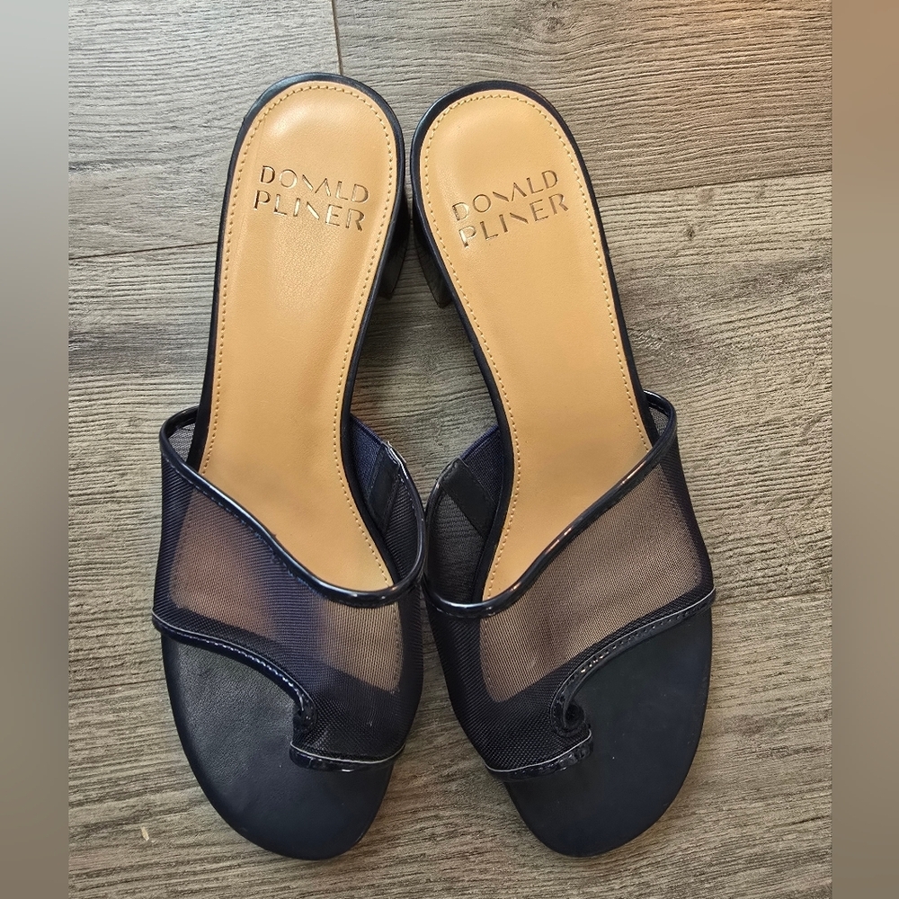 Donald Pliner Mesh Block Heel Coastal Nautical Preppy Spring Summer Vacation